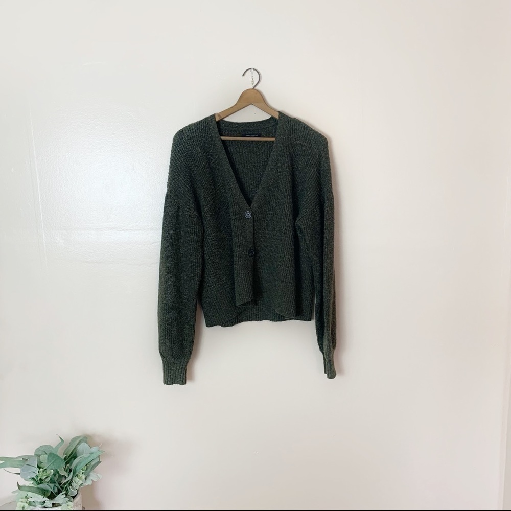 [American Eagle] Olive Green Button Down Long Sleeve Knit Sweater